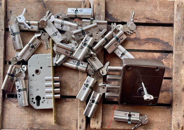 Old lock and keys with security lock